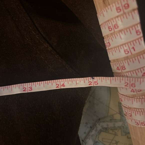 Vintage mid-90’s Florentine suede car coat in chocolate. - Picture 6 of 11